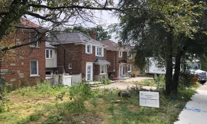 1837 Bayview site with City tree removal sign